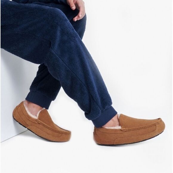 ✨UGG Men's Ascot Slippers ✨ - Picture 3 of 14